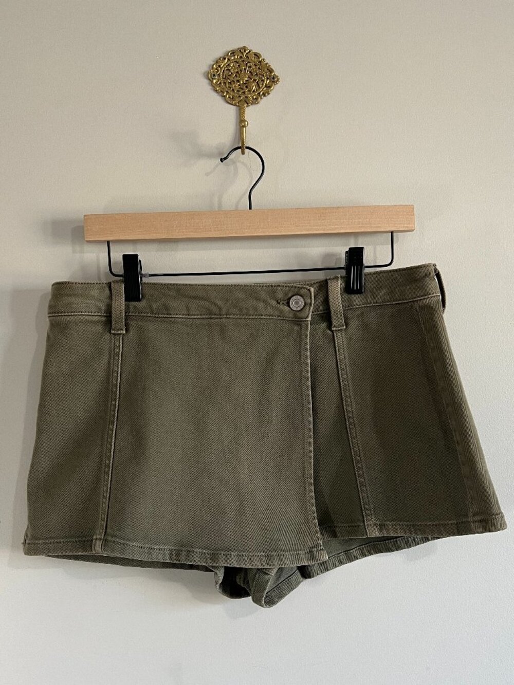 SO Olive Green Skort High Rise Mini Cargo Utility Streetwear Size 13 NWT